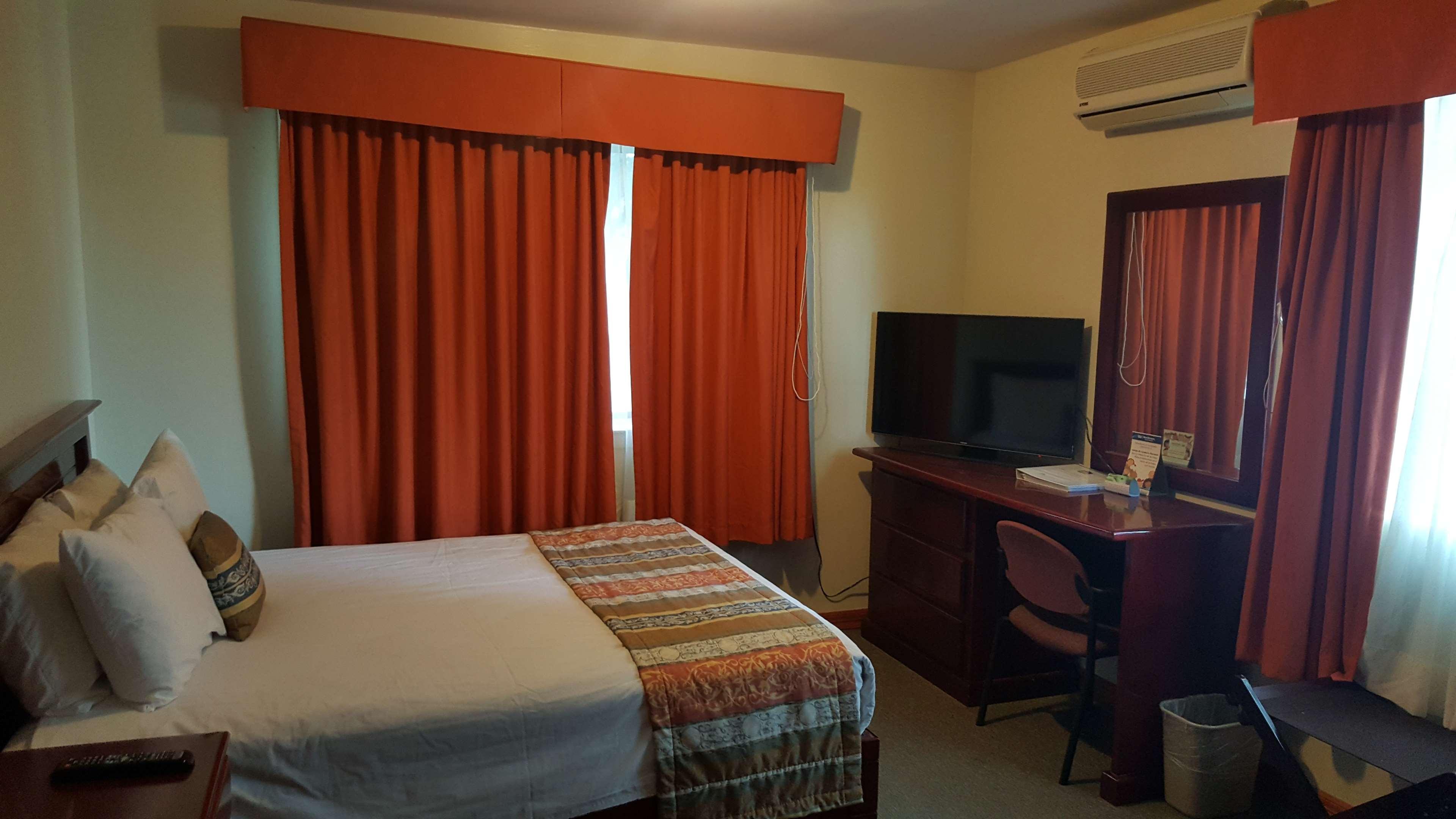 Best Western Bazarell Inn Montemorelos Exterior foto
