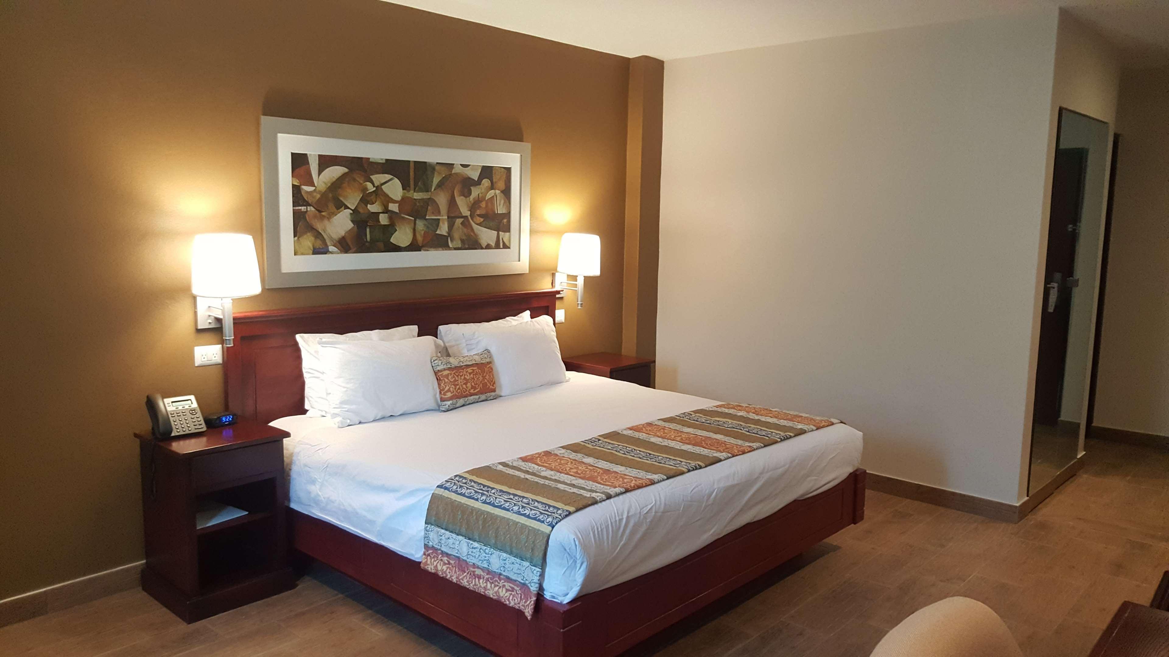 Best Western Bazarell Inn Montemorelos Exterior foto