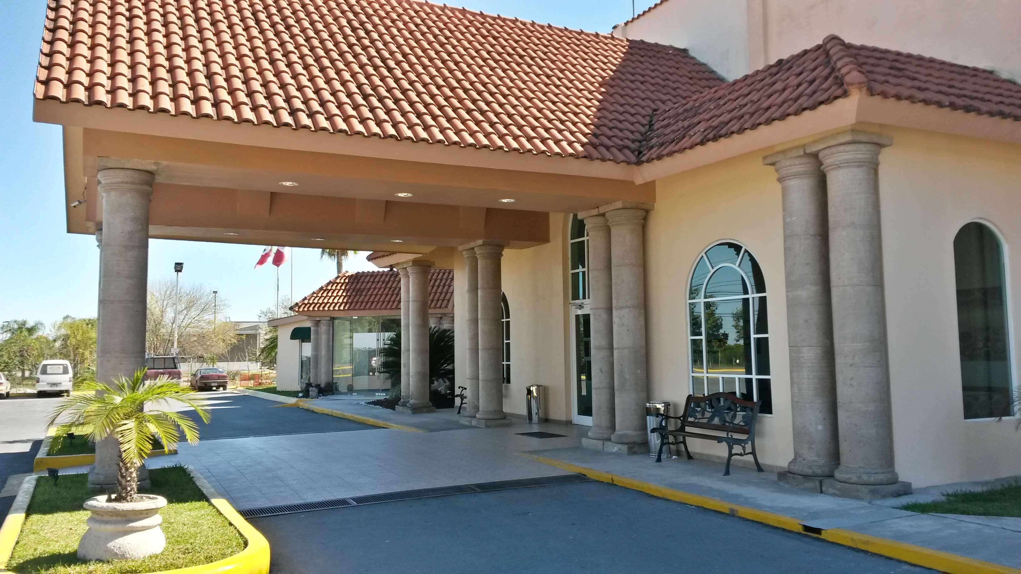 Best Western Bazarell Inn Montemorelos Exterior foto