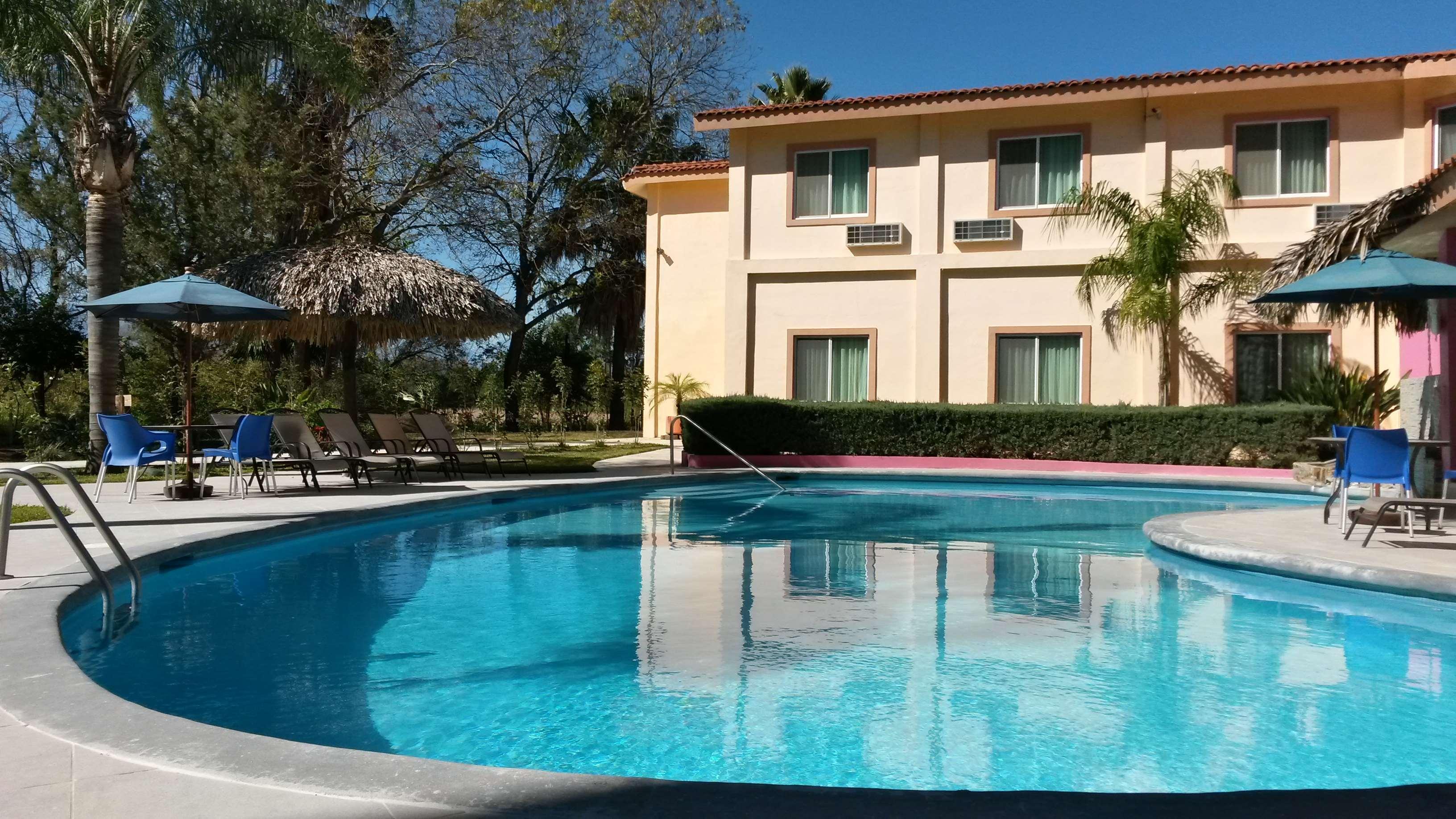 Best Western Bazarell Inn Montemorelos Exterior foto