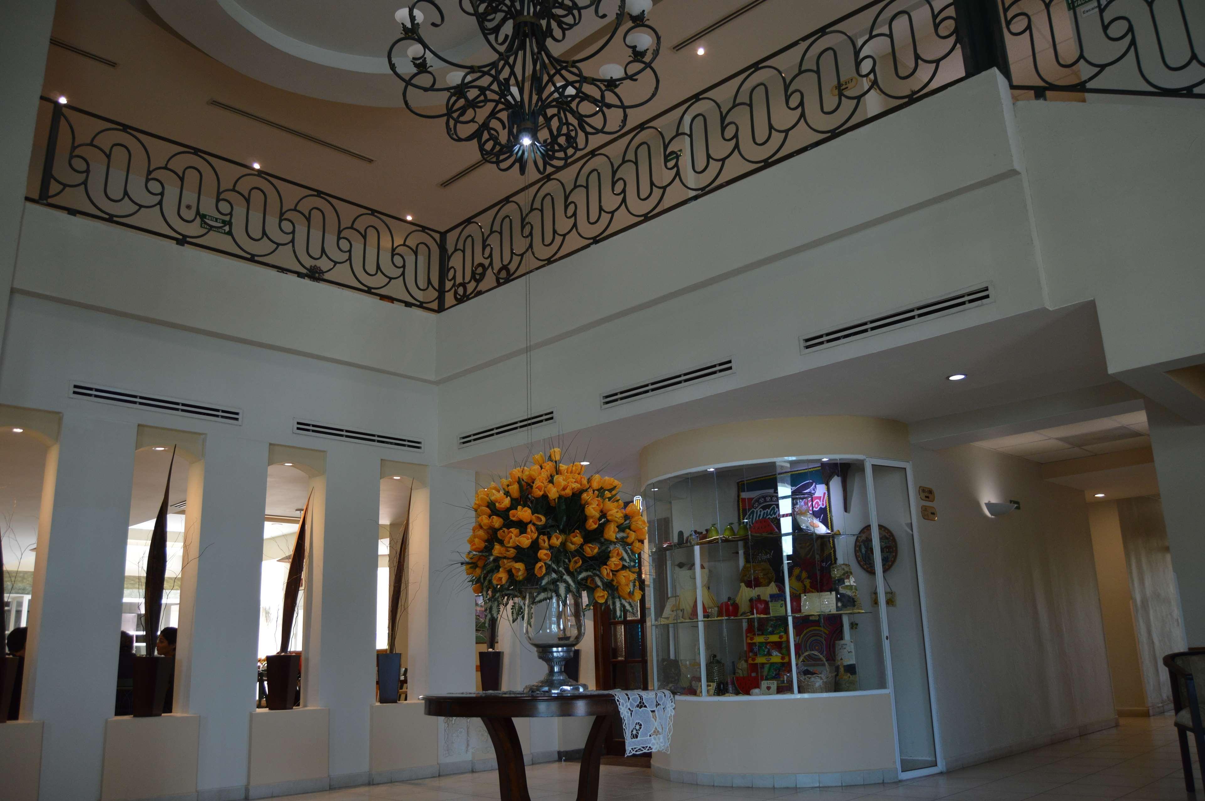 Best Western Bazarell Inn Montemorelos Exterior foto