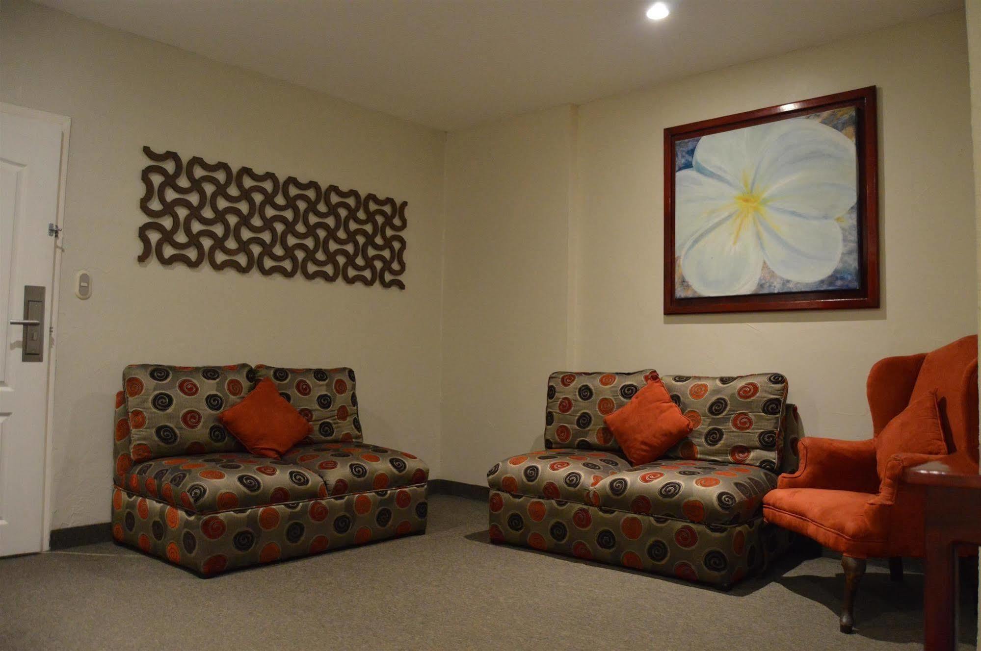 Best Western Bazarell Inn Montemorelos Exterior foto