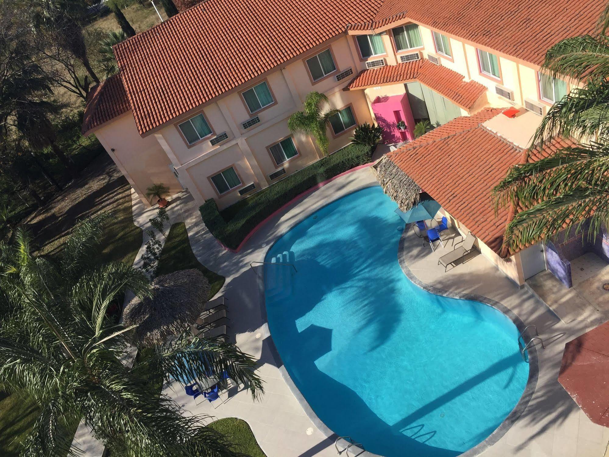 Best Western Bazarell Inn Montemorelos Exterior foto