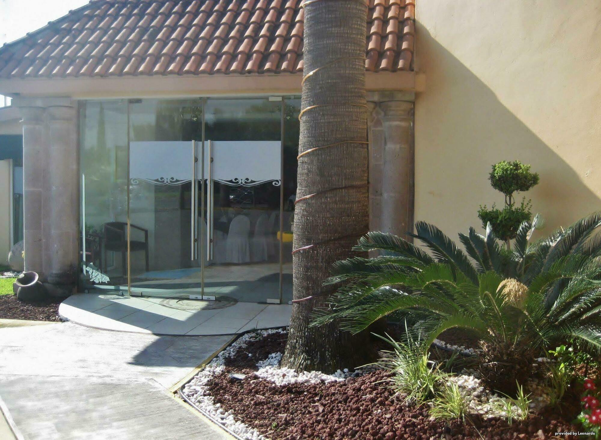 Best Western Bazarell Inn Montemorelos Exterior foto