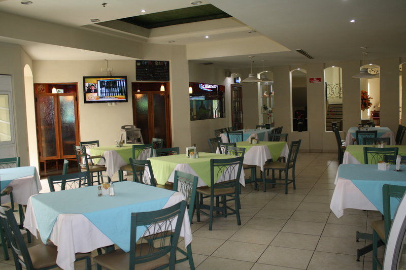 Best Western Bazarell Inn Montemorelos Exterior foto